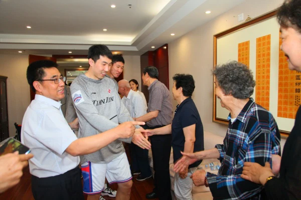 为什么我的篮球罚球总是不进?_1